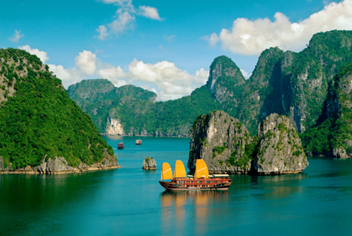 Vịnh Hạ Long tại Quảng Ninh