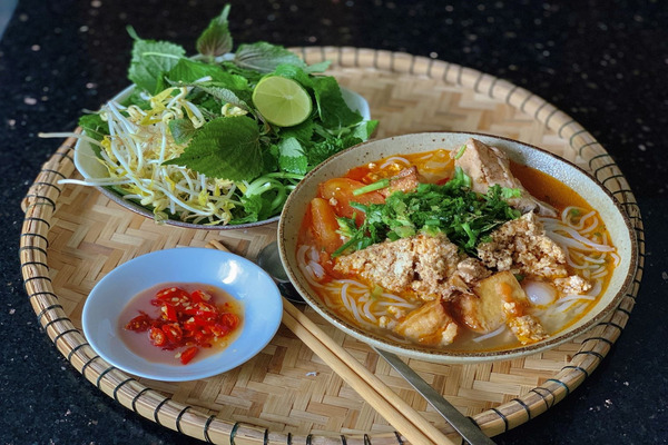  Tô bún riêu cua thơm ngon, hấp dẫn