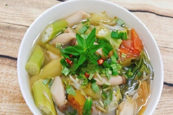  Tô canh chua chay hấp dẫn, bắt mắt