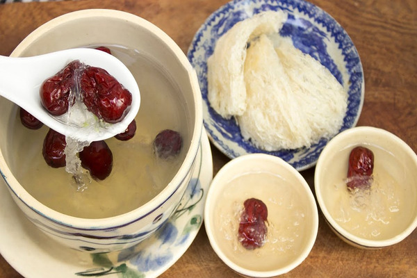  Nguyên liệu làm yến sào chưng táo đỏ