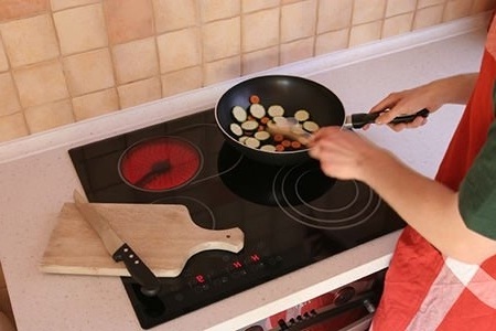 mua bếp hồng ngoại chính hãng ở đâu tốt