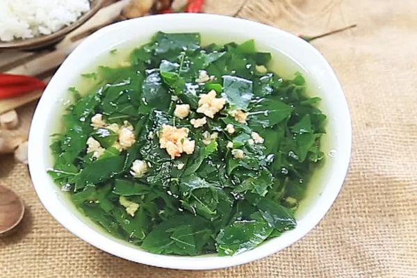 Canh rau ngót nấu thịt băm