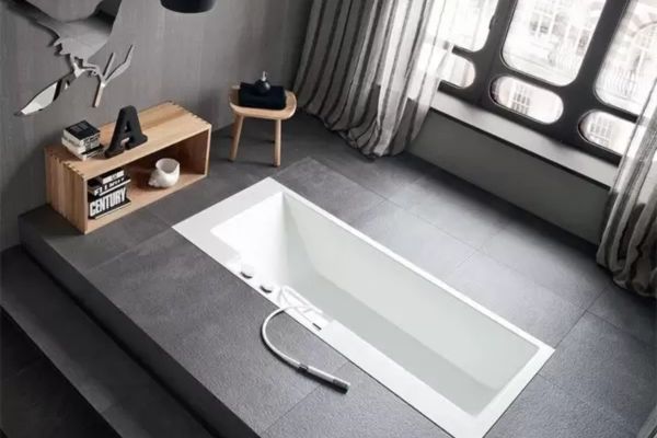 Bồn tắm nằm âm