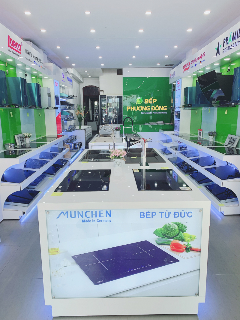 showroom-bep-phuong-dong-ban-phong-xong-hoinhap-khau-chinh-hang